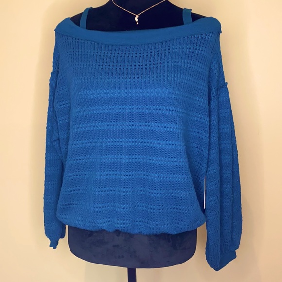 *Free People Sistine Hacci Cold Shoulder Top- O-4 - Picture 4 of 7